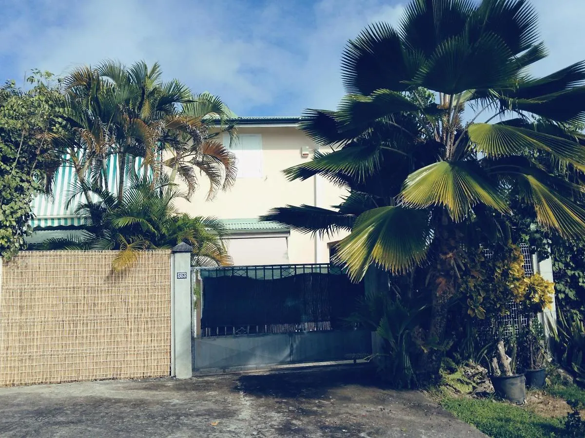 Juliette Paradise, Proche De La Plage, De La Nature Et Des Commerces Le Gosier  Guadeloupe